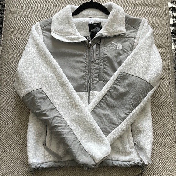 North Face Jacket - Picture 2 of 4